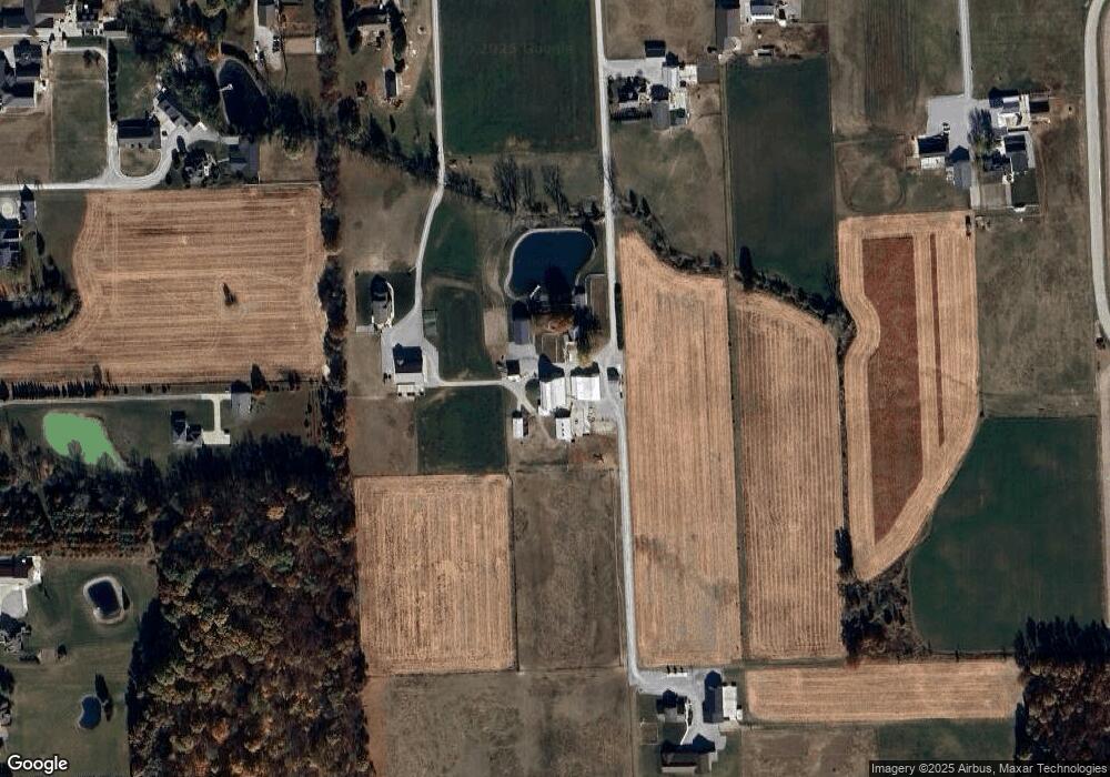 11310 Witmer Rd, Grabill, IN 46741 - photo 1