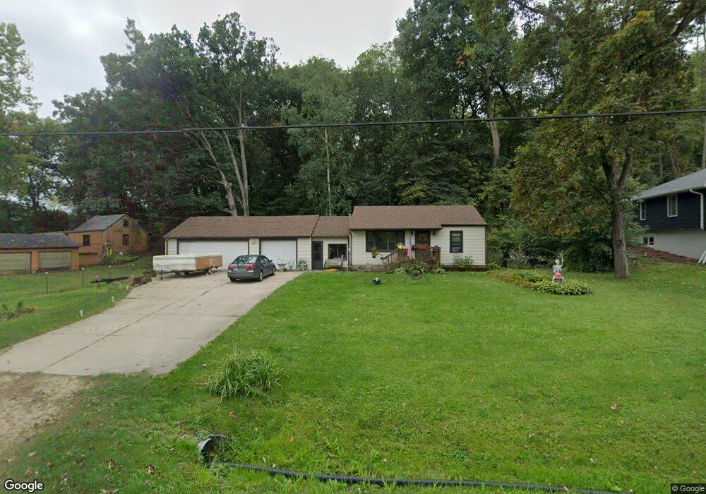 3319 W Bass Creek Rd, Beloit, WI 53511 - photo 1