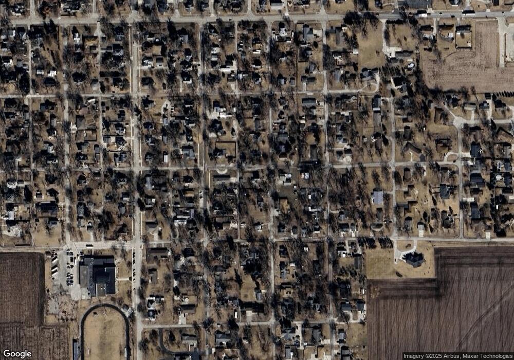 602 Sheridan St, Chenoa, IL 61726 - photo 1