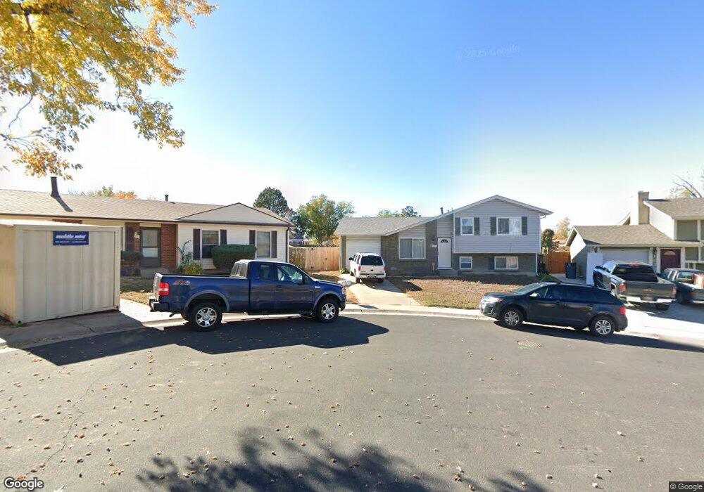 1829 Lewiston St, Aurora, CO 80011 - photo 1