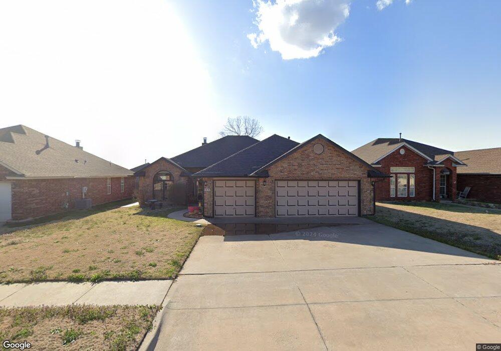 505 Loyd Ln, Moore, OK 73160 - photo 1