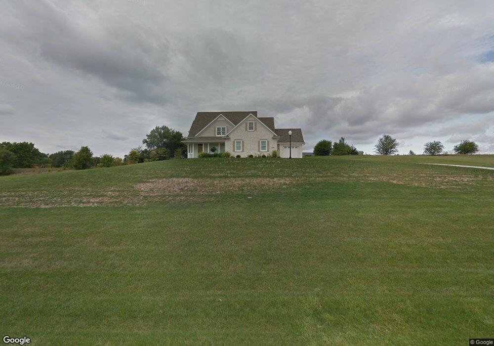 2924 N 18th Ave W, Newton, IA 50208 - photo 1