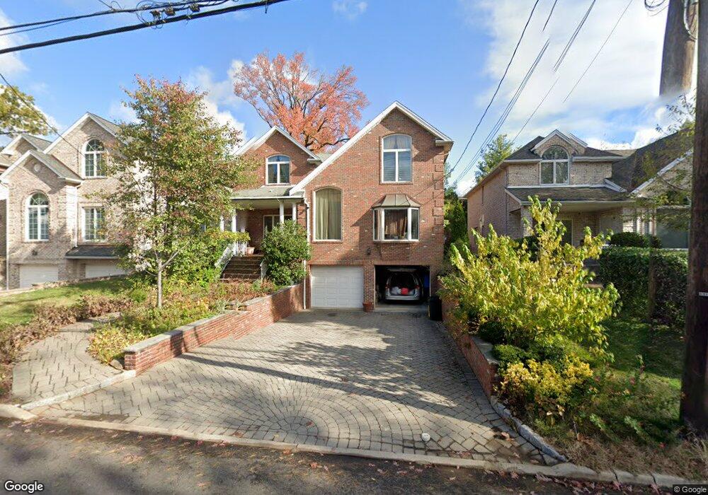 17 W Bayview Ave, Englewood Cliffs, NJ 07632 - photo 1