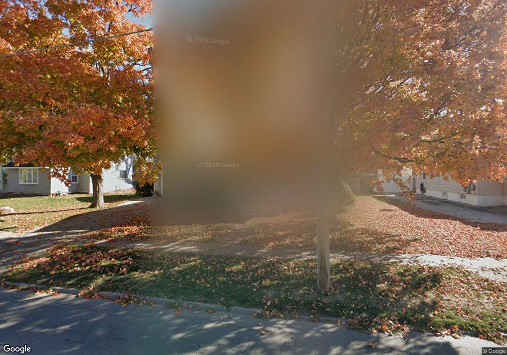 316 E 8th St S, Newton, IA 50208 - photo 1