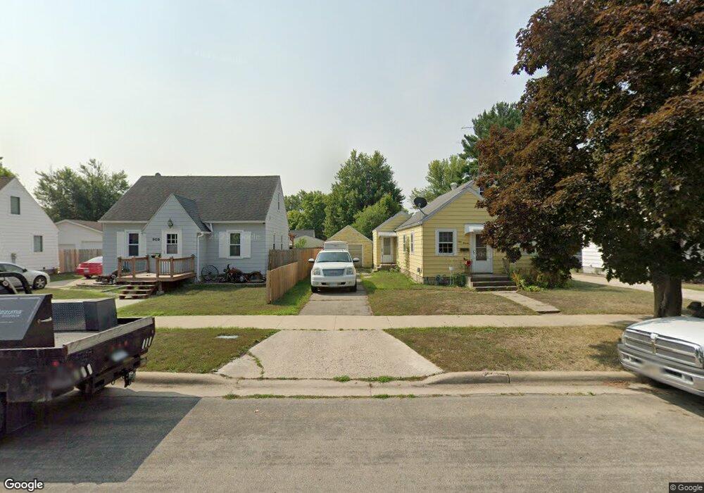 911 12th Ave SW, Austin, MN 55912 - photo 1