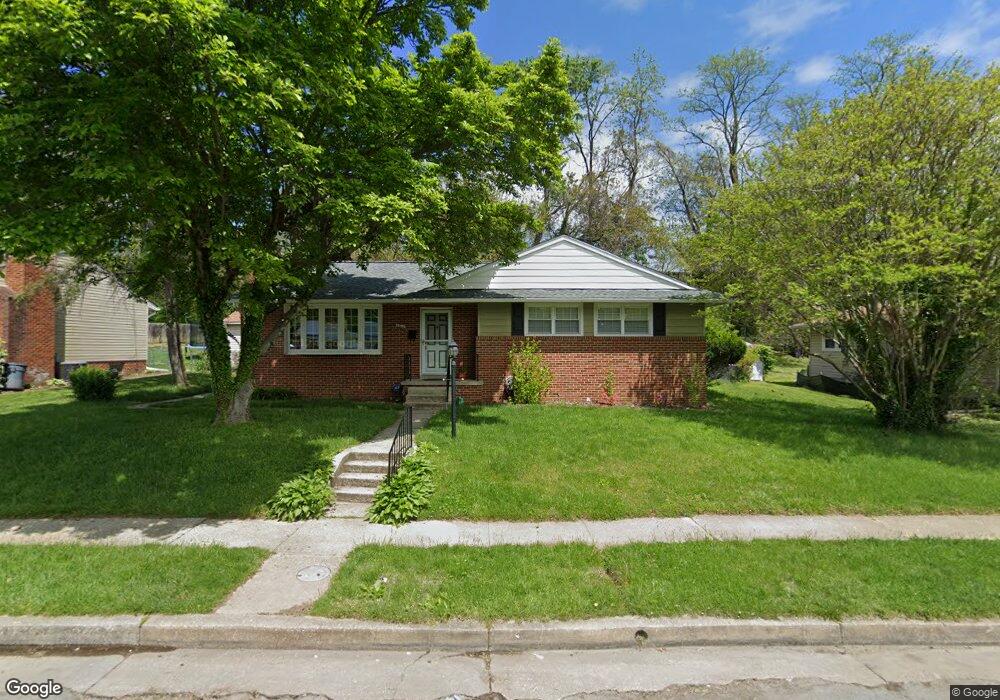 6812 Collinsdale Rd, Parkville, MD 21234 - photo 1