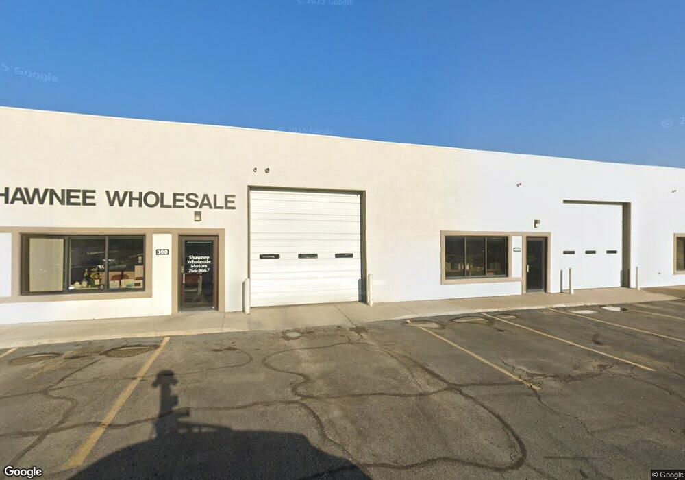 320 SW 32nd Terrace, Topeka, KS 66611 - photo 1