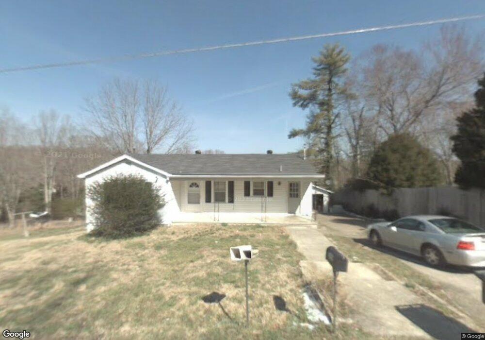 502 Riverview St unit 502, Manchester, TN 37355 - photo 1