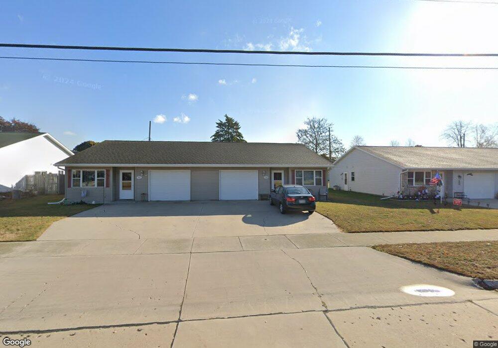 719 Columbus St unit 721, Two Rivers, WI 54241 - photo 1