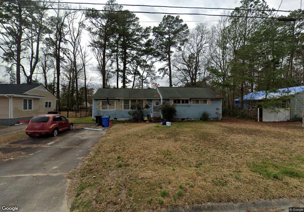 511 Oak Ln, Jacksonville, NC 28540 - photo 1