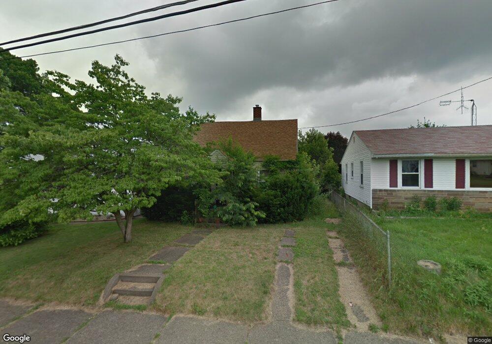 1216 Ardmore Ave SW, Canton, OH 44710 - photo 1