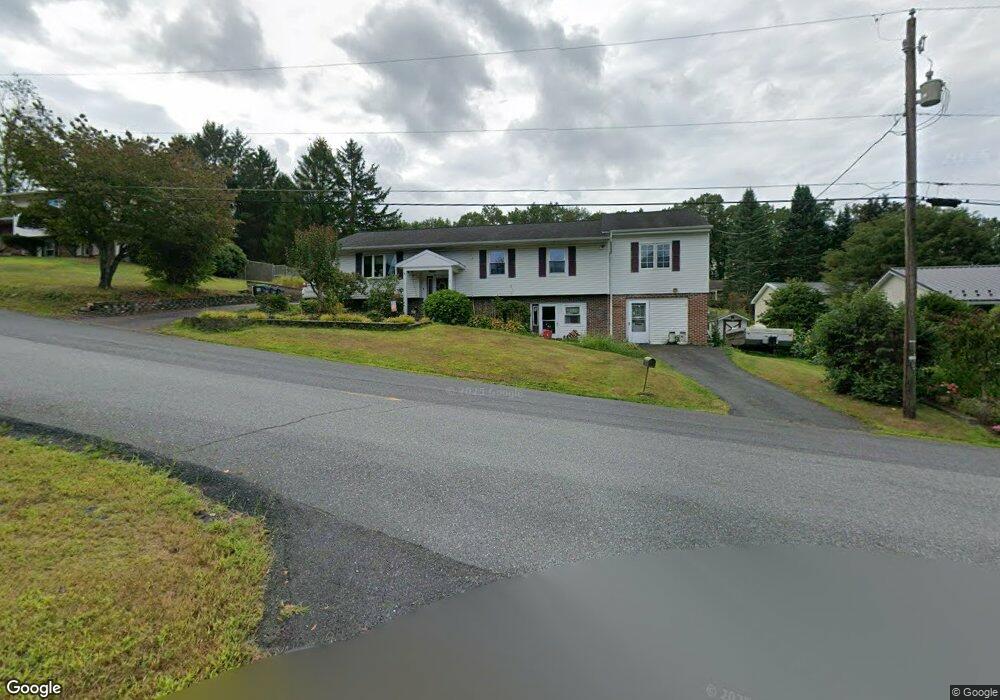 11 Maple St, Ashland, PA 17921 - photo 1