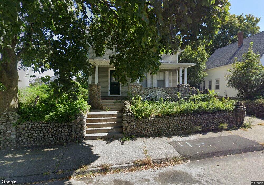 123 Mayfield St unit 1st floor, Worcester, MA 01602 - photo 1