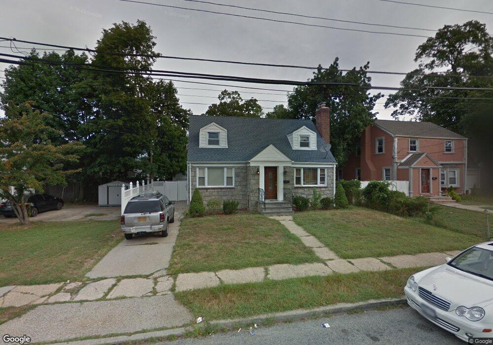 50 W Raymond Ave, Roosevelt, NY 11575 - photo 1