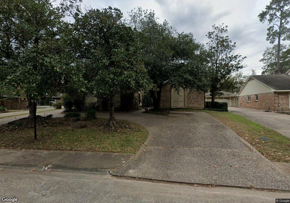 10319 Briar Dr, Houston, TX 77042 - photo 1