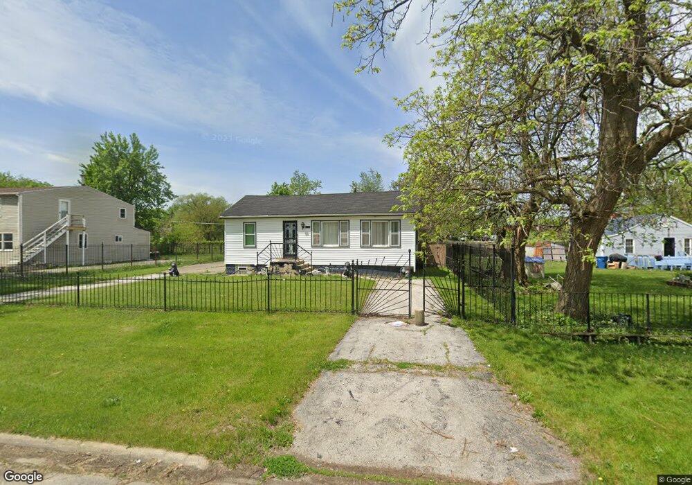 1422 Greenwood Ave, Ford Heights, IL 60411 - photo 1