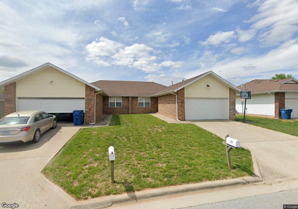 725 W Foxx Dr unit 725-727, Nixa, MO 65714 - photo 1