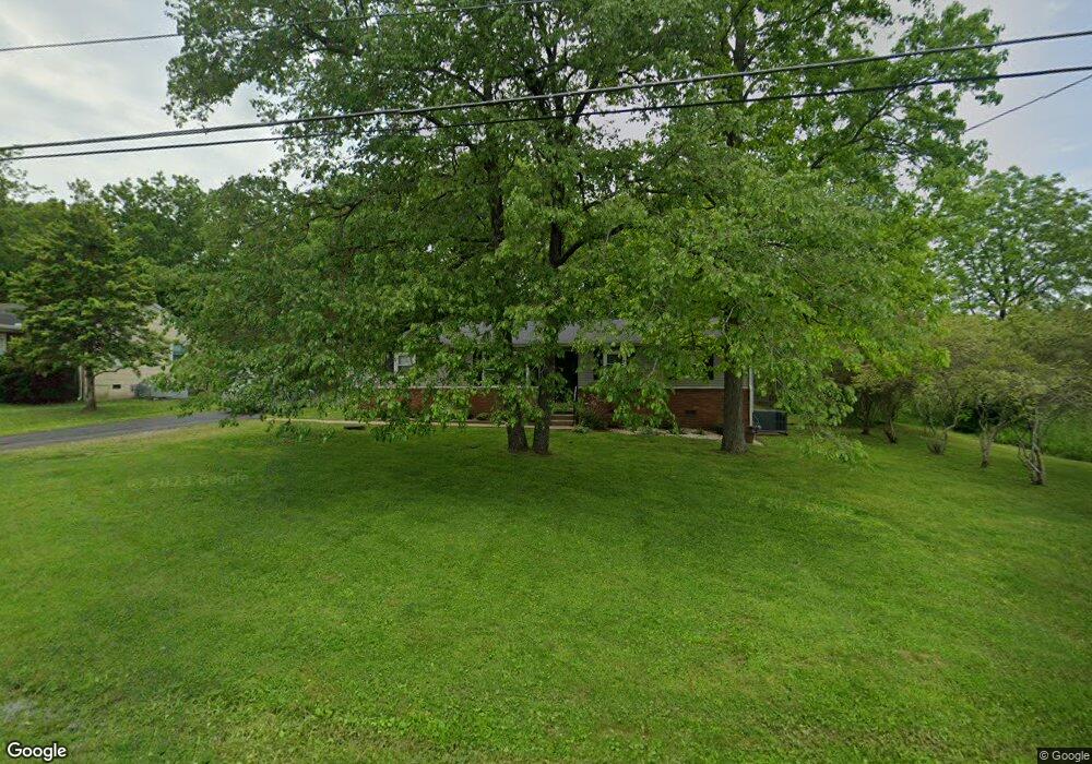 106 Sycamore Dr, Shelbyville, TN 37160 - photo 1