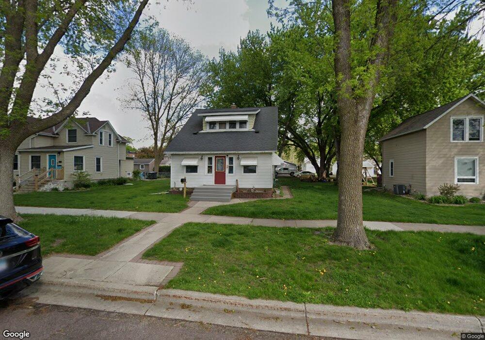 1423 N 2nd St, Mankato, MN 56001 - photo 1