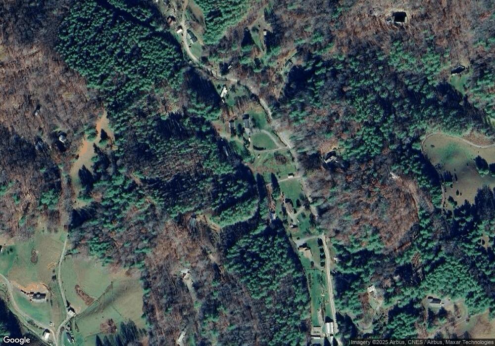 640 Jr Pate Rd, Burnsville, NC 28714 - photo 1