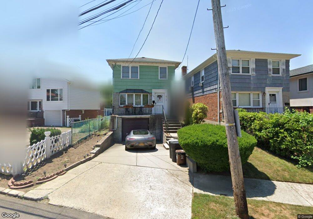 208 147th Place, Whitestone, NY 11357 - photo 1