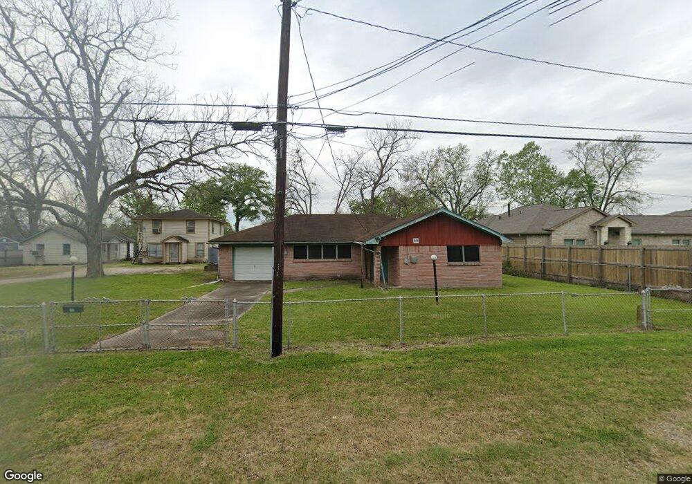 943 Dolly Wright St, Houston, TX 77088 - photo 1