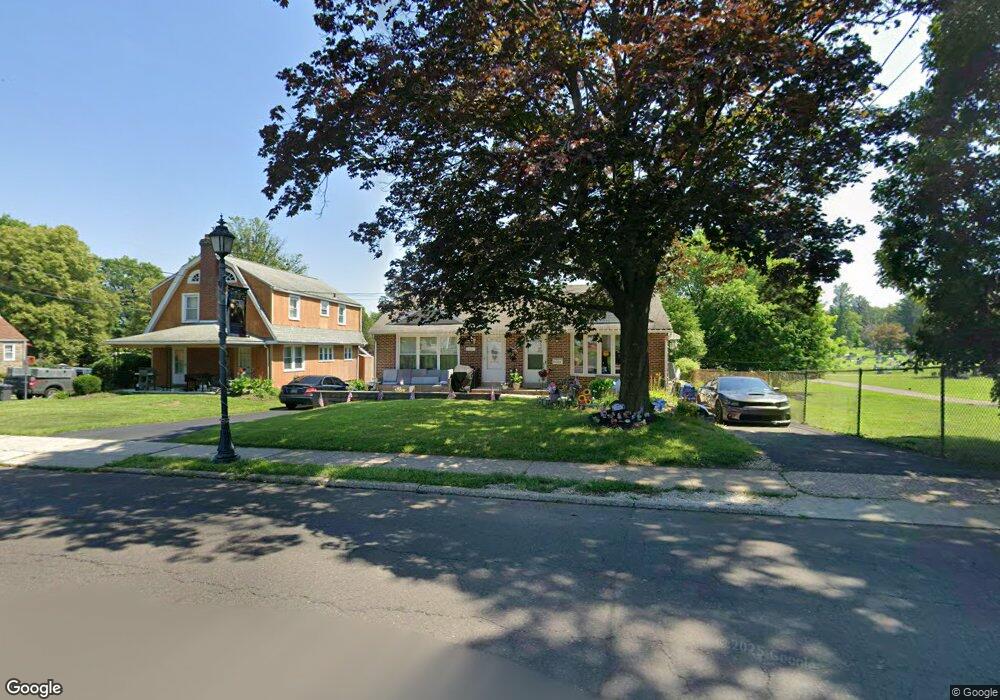 2667 Jenkintown Rd, Glenside, PA 19038 - photo 1