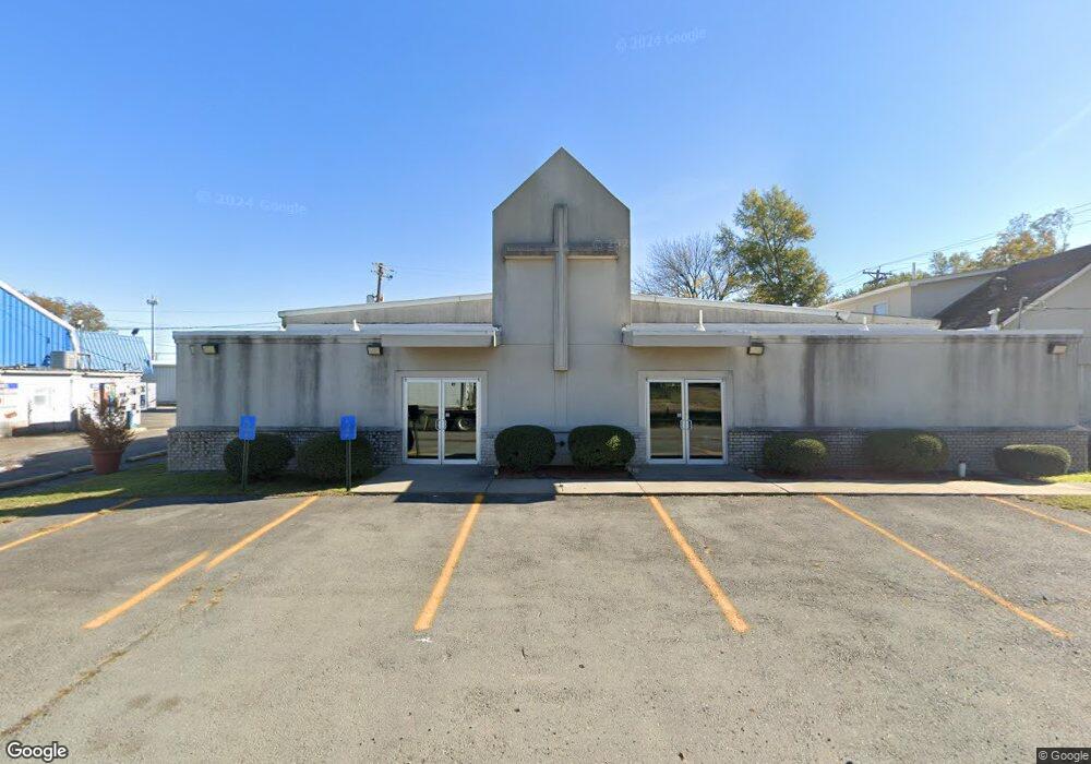 802 N College St, Stuttgart, AR 72160 - photo 1