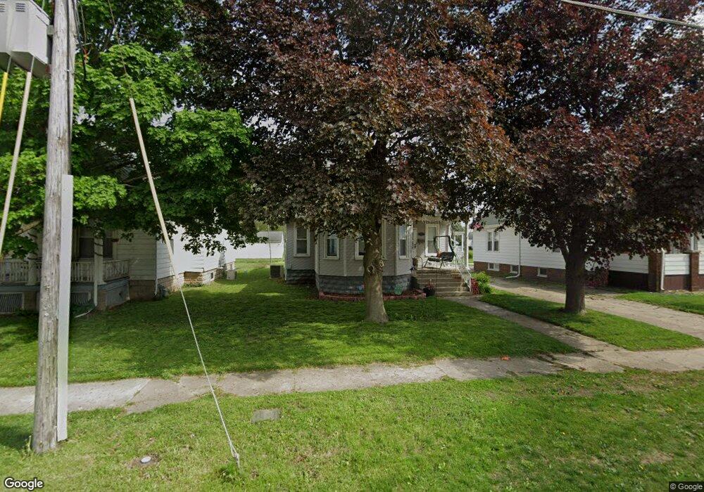 422 S Kickapoo St unit 424 S Kickapoo Stree, Lincoln, IL 62656 - photo 1