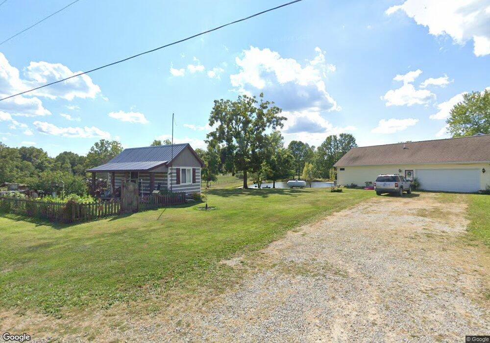 8507 E Green Acres Rd, Columbus, IN 47201 - photo 1