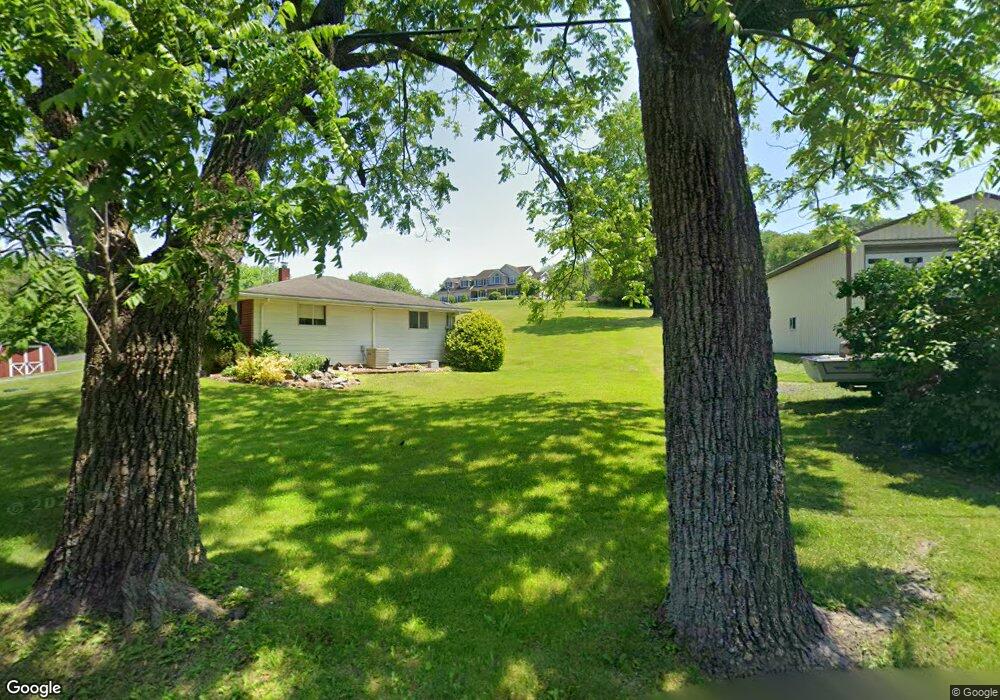 4276 Clover Hollow Rd, Slatington, PA 18080 - photo 1