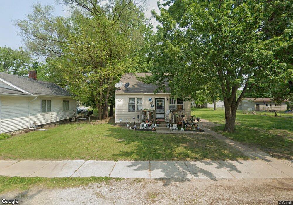 810 W Hubbard Ave, Elkhart, IN 46516 - photo 1