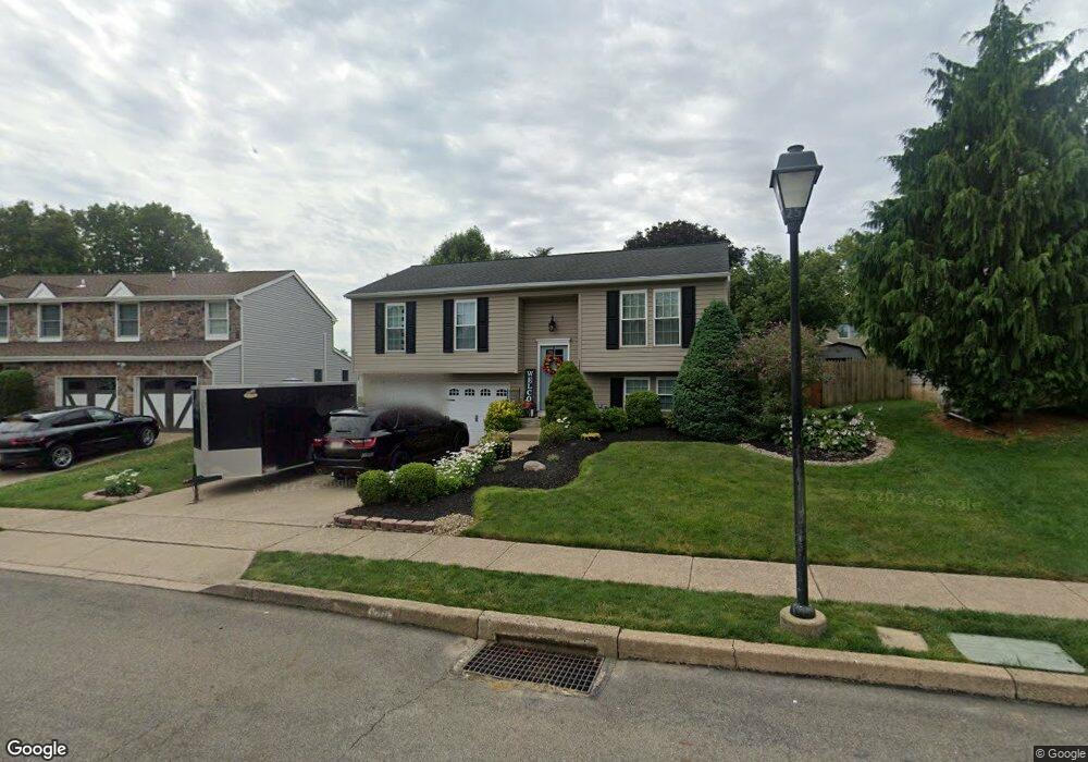 148 Penns Grant Dr, Morrisville, PA 19067 - photo 1