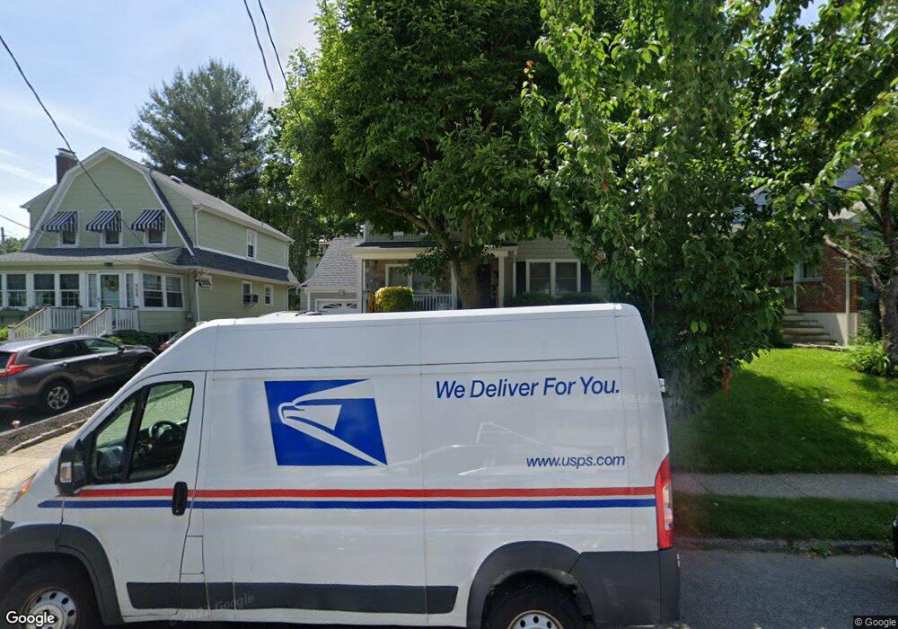 312 Wagner Ave, Mamaroneck, NY 10543 - photo 1