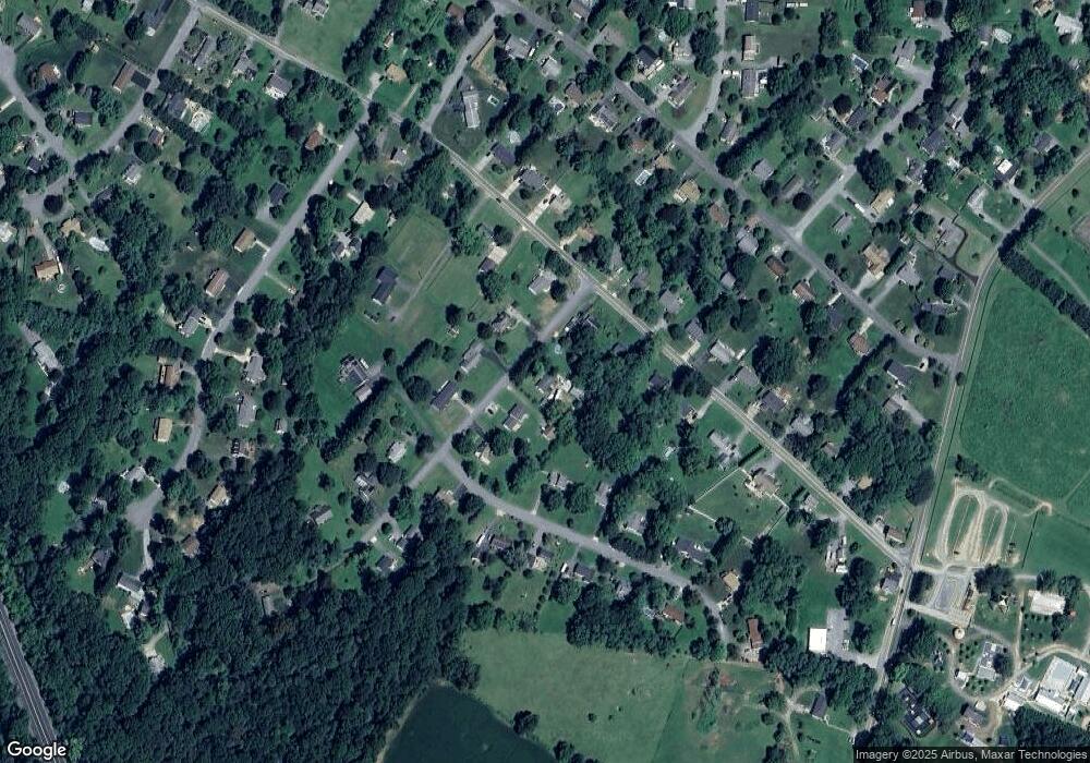 4403 Raymond Ave, Sykesville, MD 21784 - photo 1