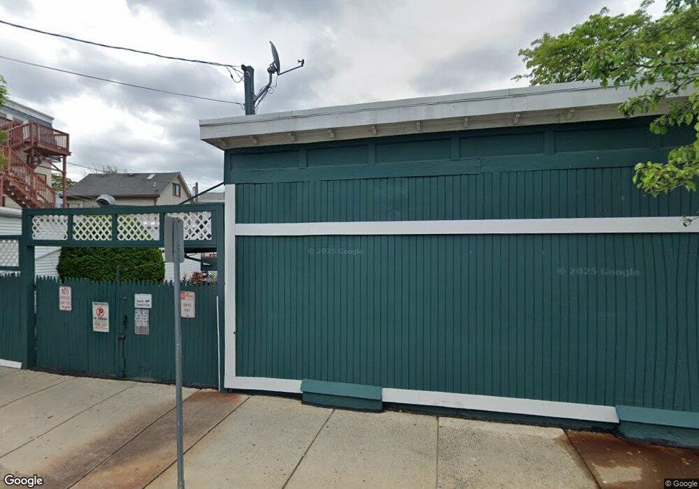 271 Spruce St, Chelsea, MA 02150 - photo 1