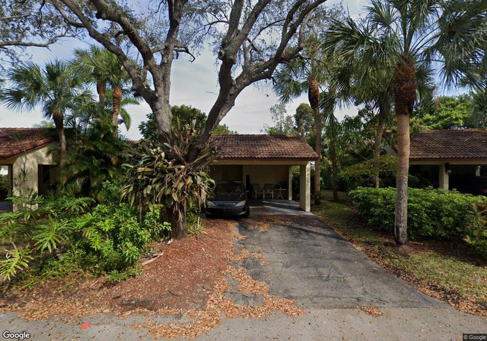 16151 Laurel Dr unit 2, Weston, FL 33326 - photo 1