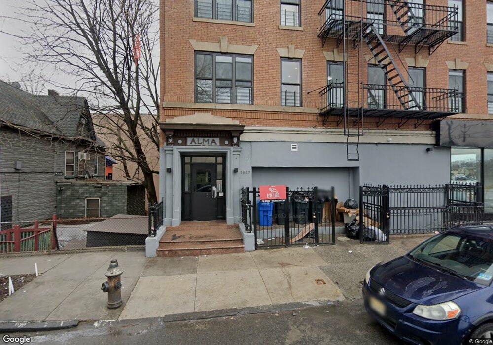 1547 Commonwealth Ave unit a4, Bronx, NY 10460 - photo 1