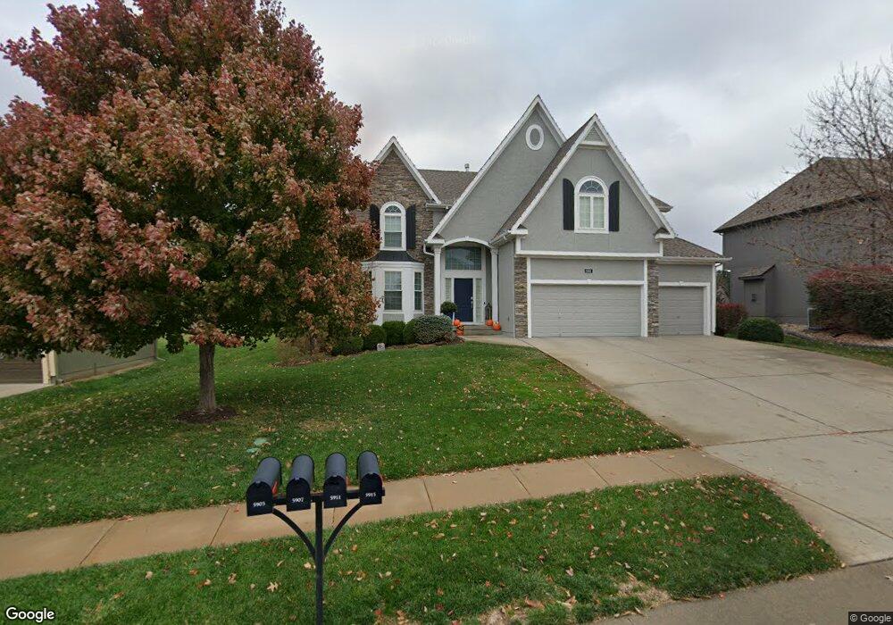 5911 Mccoy St, Shawnee, KS 66226 - photo 1