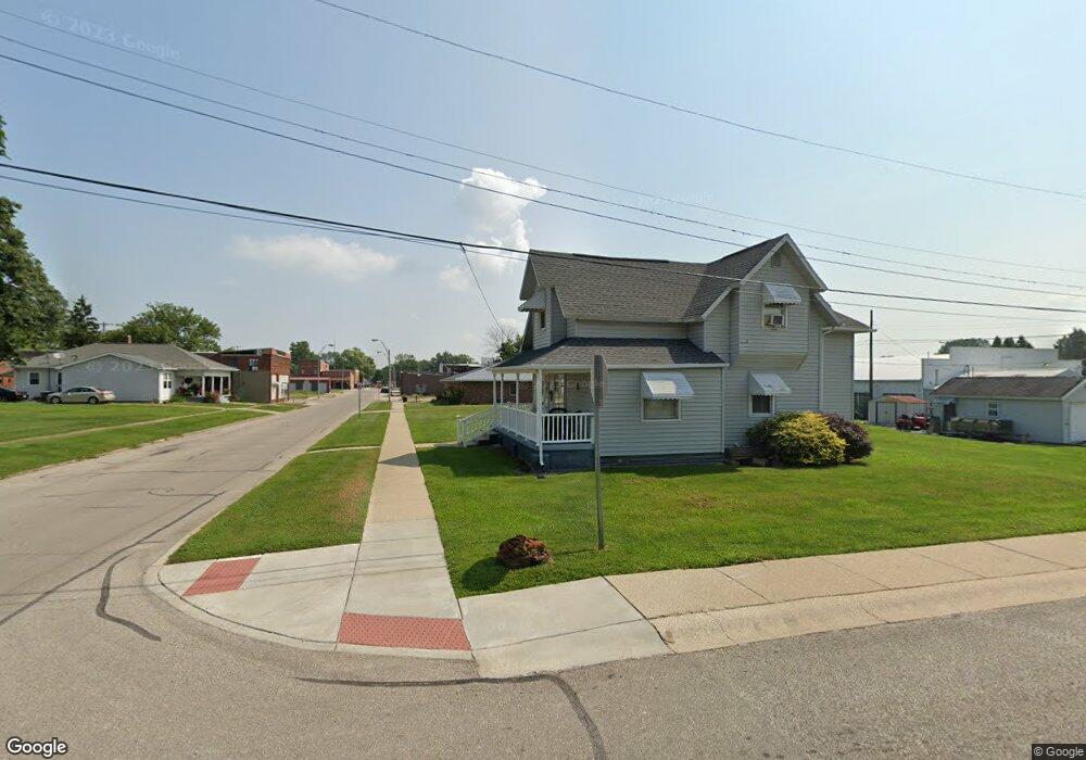 209 W 2nd St, Bicknell, IN 47512 - photo 1
