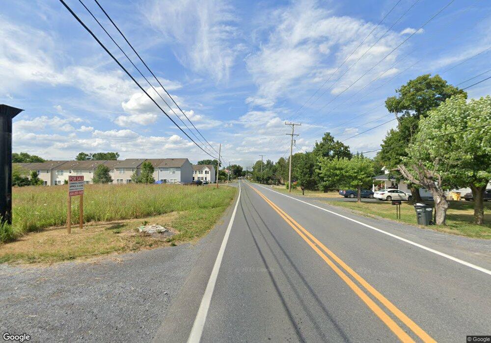 10022 Winchester Pike Ln, Bunker Hill, WV 25413 - photo 1