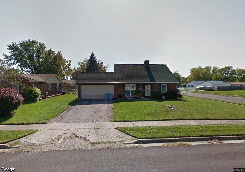 1327 Texas Dr, Xenia, OH 45385 - photo 1