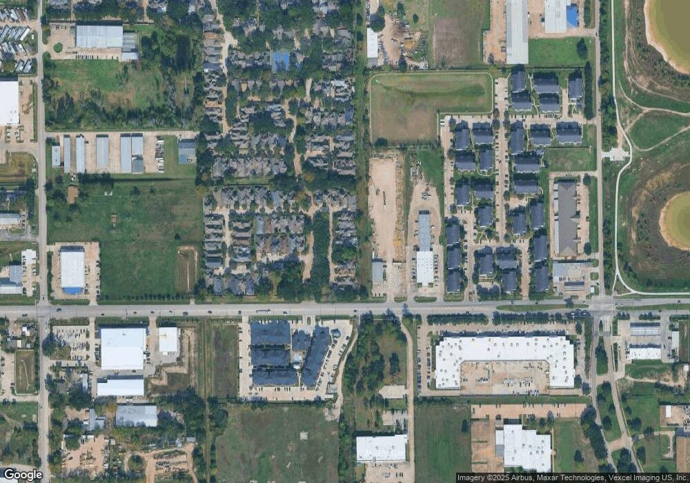 6810 Oakwood Hollow Ct, Houston, TX 77040 - photo 1