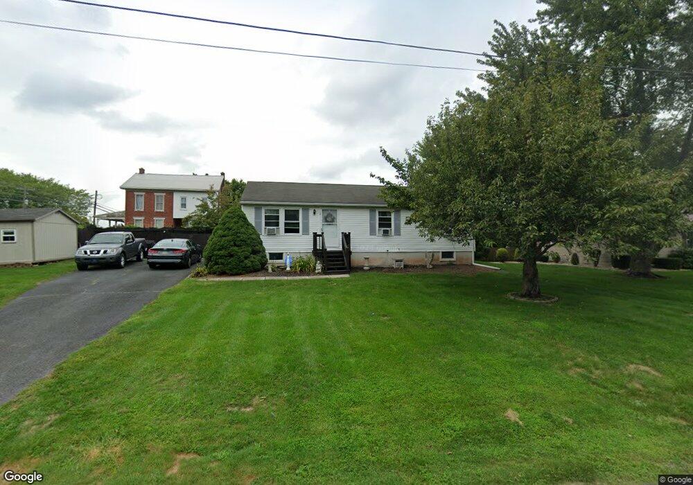 10 Maple Ave unit 2, Gettysburg, PA 17325 - photo 1