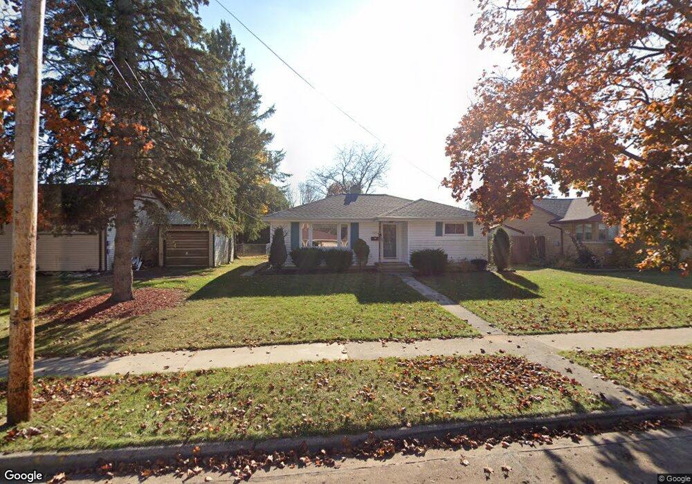 1727 30th St, Two Rivers, WI 54241 - photo 1