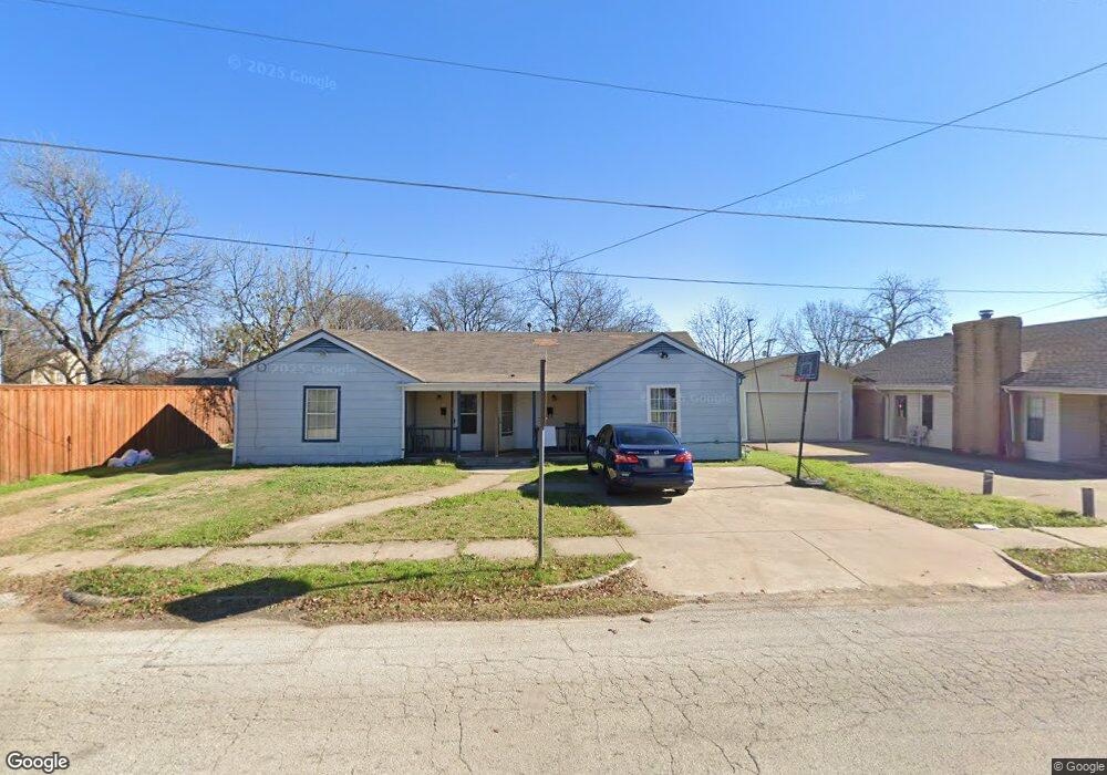 424 S Center St, Grand Prairie, TX 75051 - photo 1