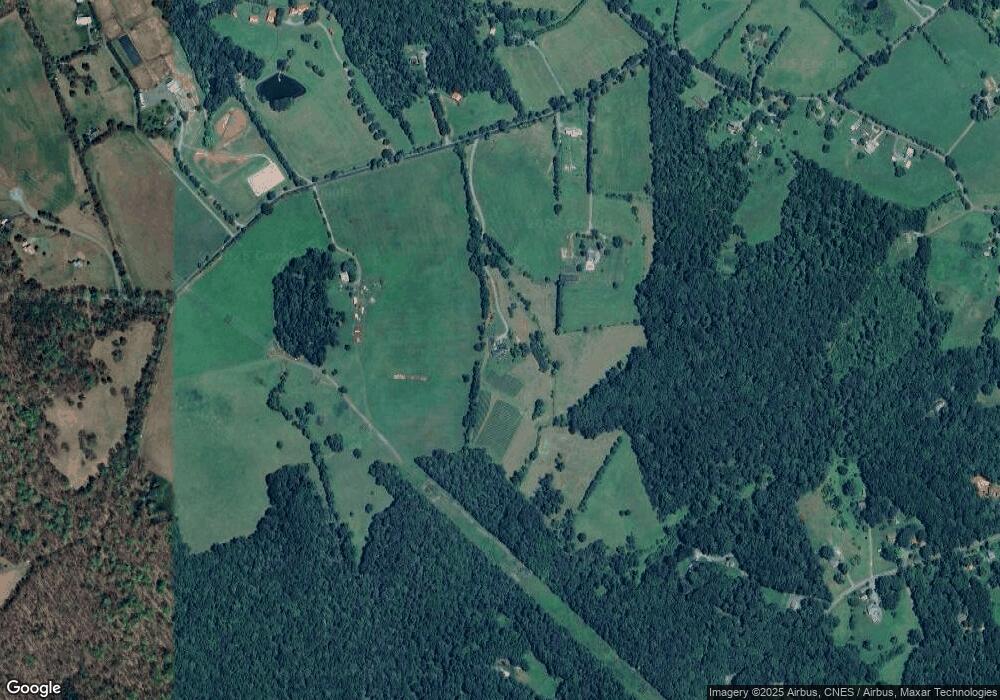 3265 Burnt Mill Rd, Charlottesville, VA 22911 - photo 1