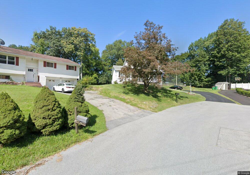 9 Steven Ct, Poughkeepsie, NY 12603 - photo 1