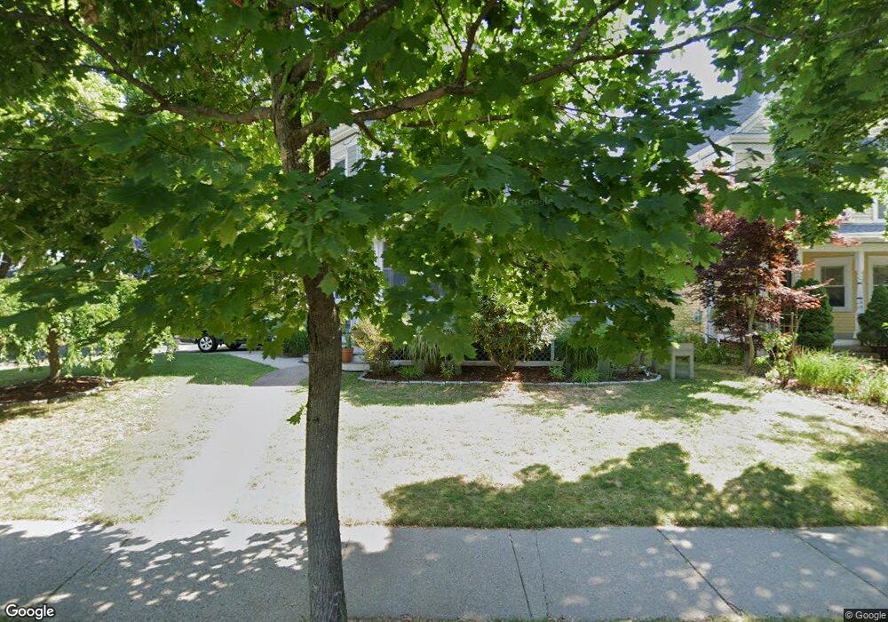 127 Dickerman Rd, Newton Highlands, MA 02461 - photo 1