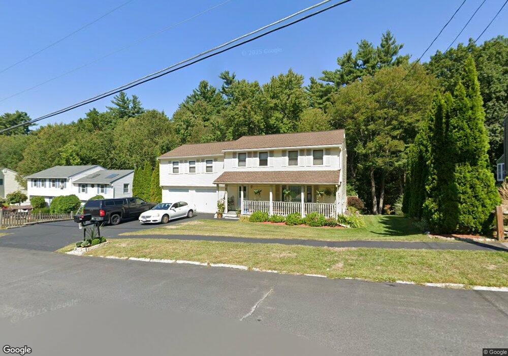 26 Robin Hood Rd, Nashua, NH 03062 - photo 1